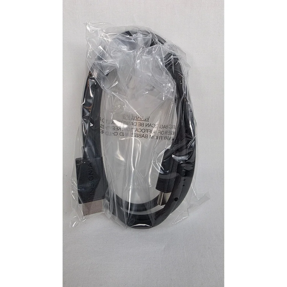 Insignia‎ 4K Ultra HD 18Gbps HDMI Cable 4ft Black NS-HG04L22 Premium Certified